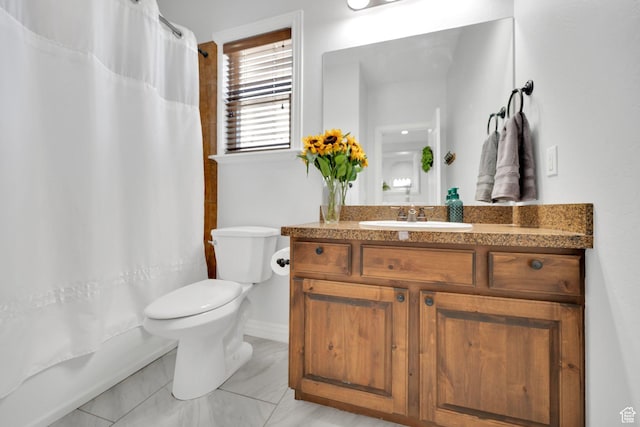 14789 S Briar Park Rd W, Herriman, UT 84096 - bathroom with vanity, toilet, baseboards, and shower / bath combo