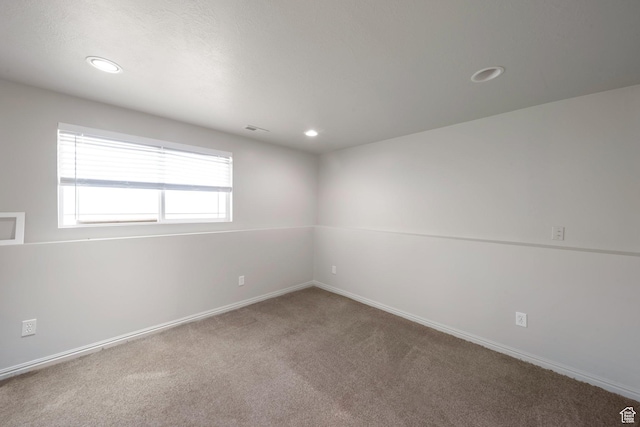 1454 N 420 E, Tooele, UT 84074 - empty room with carpet flooring, recessed lighting, and baseboards