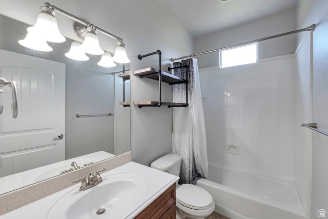 2832 N Turnberry Ln, Lehi, UT 84043 - full bath featuring vanity, toilet, and shower / tub combo with curtain