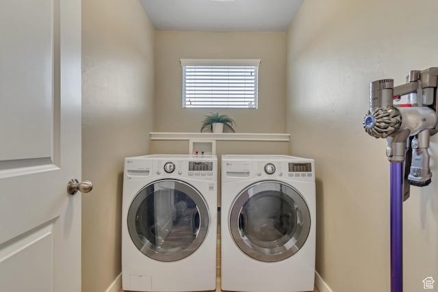 1791 W 60 S, Pleasant Grove, UT 84062 - laundry room featuring independent washer and dryer and baseboards