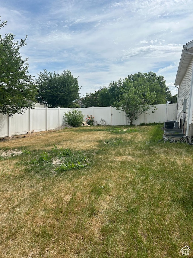 3086 S Fernbush Dr, Magna, UT 84044 - view of yard