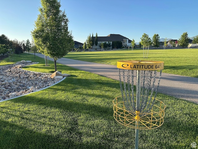 521 W Western Dr S, Kaysville, UT 84037 - view of green lawn