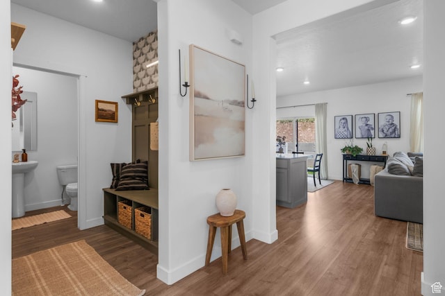 1477 S 3750 E, Spanish Fork, UT 84660 - corridor with wood finished floors, recessed lighting, and baseboards