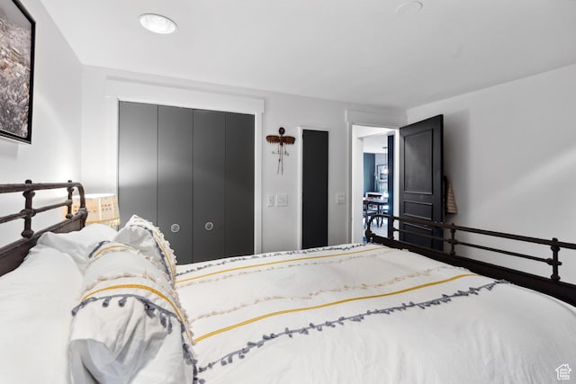 939 S Donner Way Unit 308, Salt Lake City, UT 84108 - bedroom with a closet