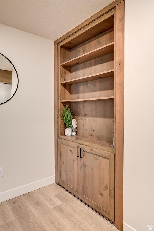 4657 W 275 N, Cedar City, UT 84720 - detailed view of wood finished floors and baseboards