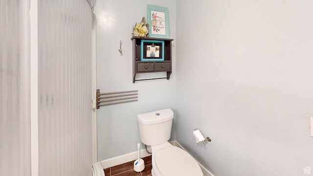 540 E 990 N, Pleasant Grove, UT 84062 - bathroom featuring toilet and baseboards