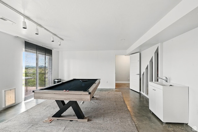 48 S Cimarron Cir, Cedar City, UT 84720 - game room with finished concrete floors, track lighting, billiards table, and baseboards