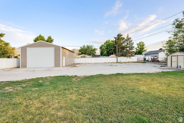 735 W 100 S, Payson, UT 84651 - view of yard featuring an outdoor structure and a garage