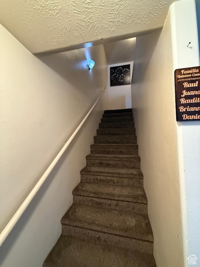 1087 N 1800th Cir W, St George, UT 84770 - staircase featuring a textured ceiling