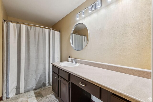 900 Bitner Rd Unit D32, Park City, UT 84098 - bathroom featuring vanity