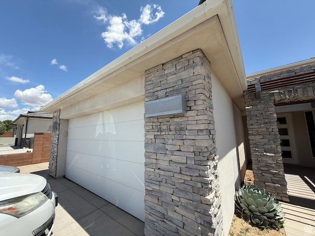 410 N 2720 E, St George, UT 84790 - view of garage