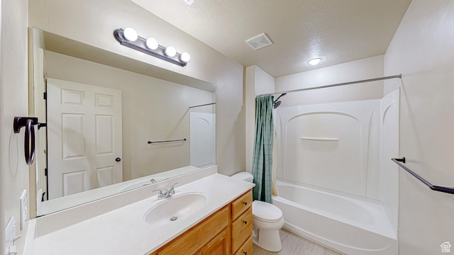 2515 W 450 S Unit 7, Springville, UT 84663 - full bathroom featuring toilet, vanity, a textured ceiling, and shower / tub combo with curtain