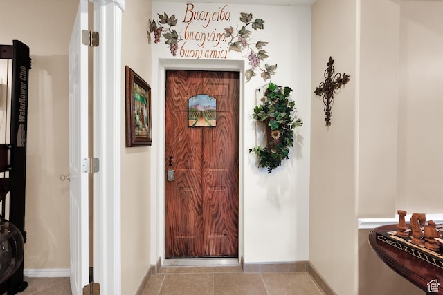 4715 S 1500 E, Ogden, UT 84403 - entrance foyer featuring baseboards and light tile patterned floors