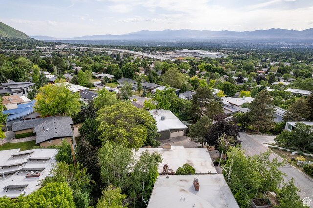 3427 S Fleetwood Dr, Salt Lake City, UT 84109 - aerial view of residential area featuring a mountainous background