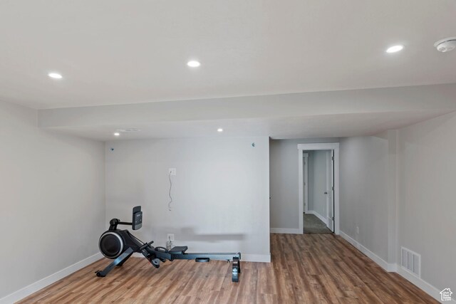 4827 N Sage Dr, Eagle Mountain, UT 84005 - workout area featuring wood finished floors, recessed lighting, and baseboards