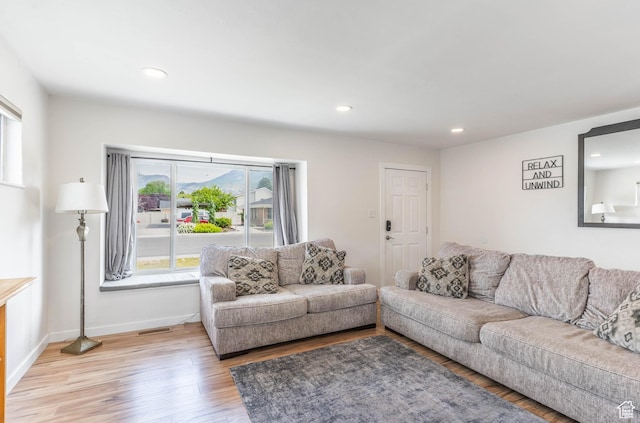 425 W 600 N, Orem, UT 84057 - living room with light wood-type flooring, recessed lighting, and baseboards