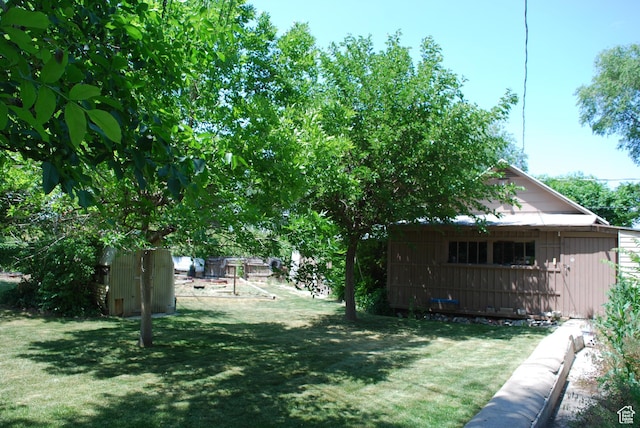 385 E 300 N, Spanish Fork, UT 84660 - view of green lawn