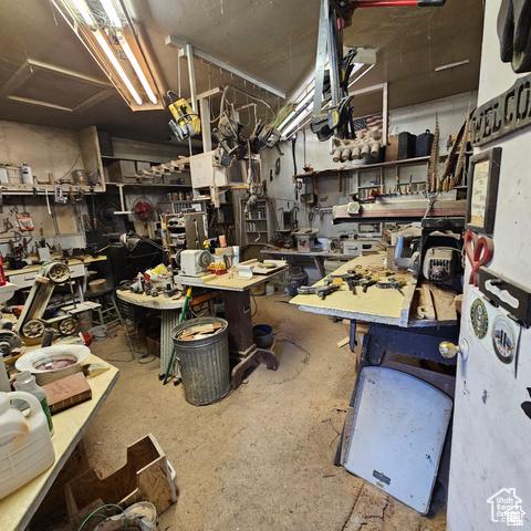 385 E 300 N, Spanish Fork, UT 84660 - misc room with a workshop area