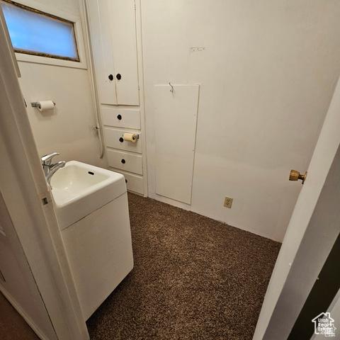 385 E 300 N, Spanish Fork, UT 84660 - bathroom featuring a sink