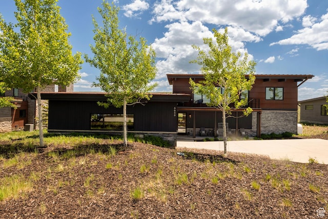 6650 Golden Bear Loop, Park City, UT 84098 - view of front of home with a patio and stone siding