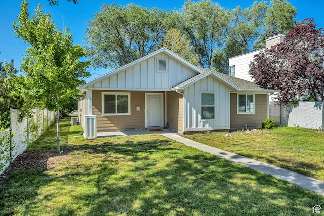 133 E Commonwealth Ave S, South Salt Lake, UT 84115 - view of front of house featuring board and batten siding