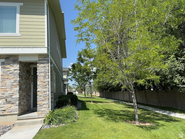 9681 S Zakro Ln, South Jordan, UT 84095 - view of yard