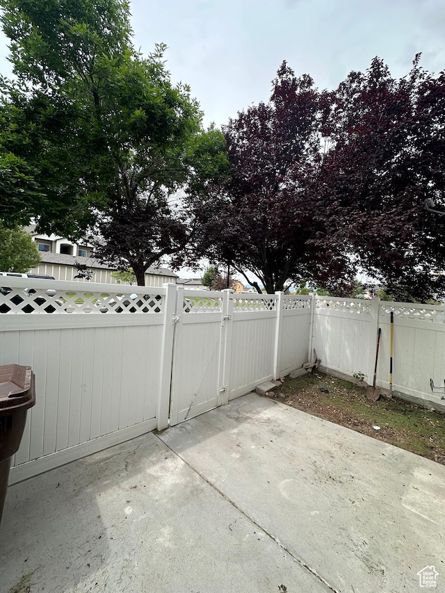 39 W 1930 N, Tooele, UT 84074 - view of patio / terrace featuring a gate