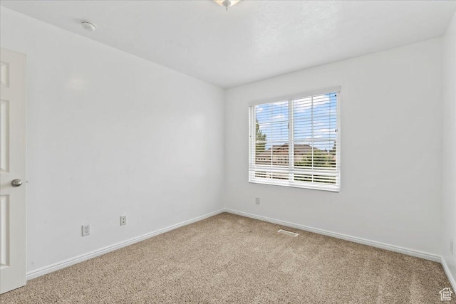 2167 E Eagle Chase Dr, Draper Ut Cnty, UT 84020 - unfurnished room with carpet flooring, baseboards, and a smoke detector