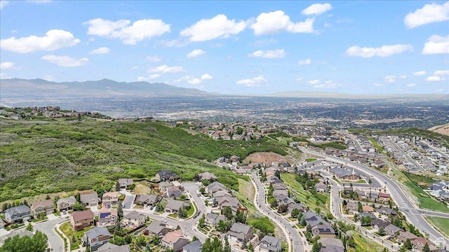 2167 E Eagle Chase Dr, Draper Ut Cnty, UT 84020 - aerial view of property and surrounding area with nearby suburban area and a mountain backdrop