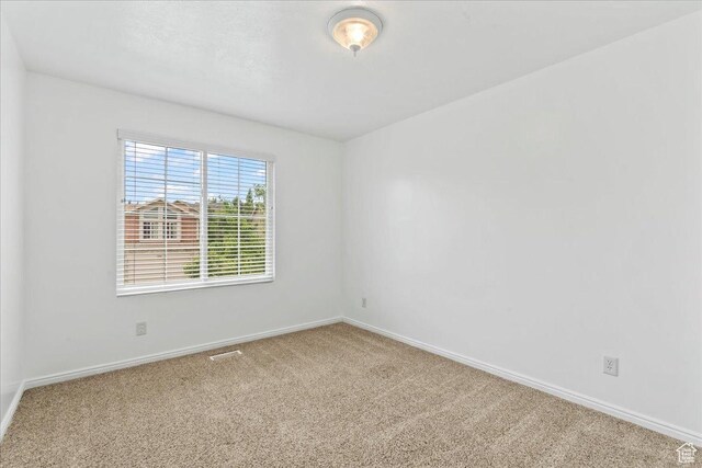 2167 E Eagle Chase Dr, Draper Ut Cnty, UT 84020 - unfurnished room with carpet and baseboards