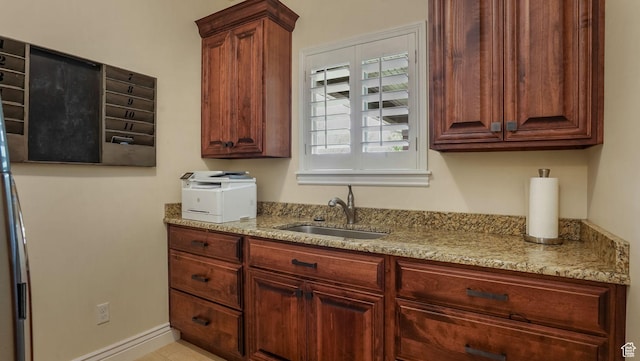 336 S 1400 W, Farmington, UT 84025 - kitchen featuring a sink and light stone countertops