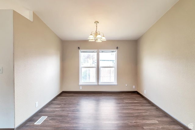 783 S 100 W, Payson, UT 84651 - unfurnished room featuring a chandelier, wood finished floors, and baseboards