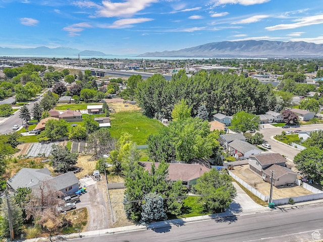 850 E 760 N, Lehi, UT 84043 - aerial view of residential area with mountains