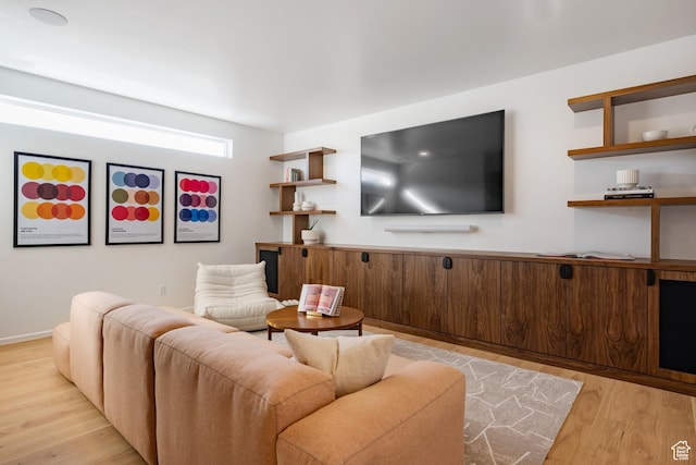 3147 S Mesa Verde Cir, Hurricane, UT 84737 - living area featuring light wood-style flooring