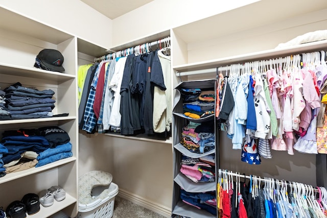 1500 E Mesa View Ln, Washington, UT 84780 - walk in closet featuring carpet