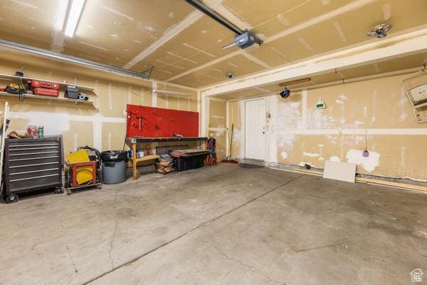 755 E 890 N, Tooele, UT 84074 - garage with a workshop area