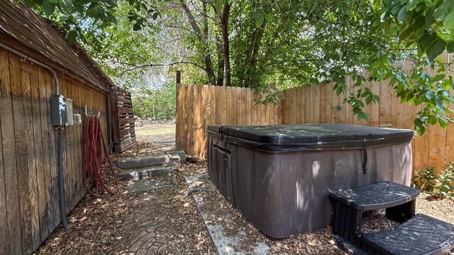 140 W 200 N, Price, UT 84501 - view of yard featuring a hot tub