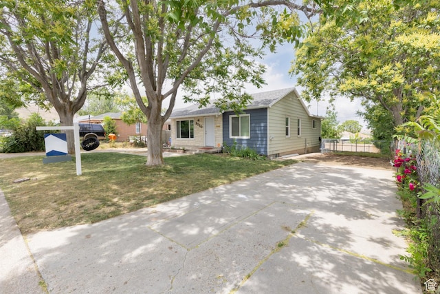 8750 W Helen Dr N, Magna, UT 84044 - ranch-style home with concrete driveway