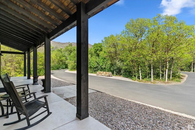 145 N 10450 E, Huntsville, UT 84317 - view of covered porch