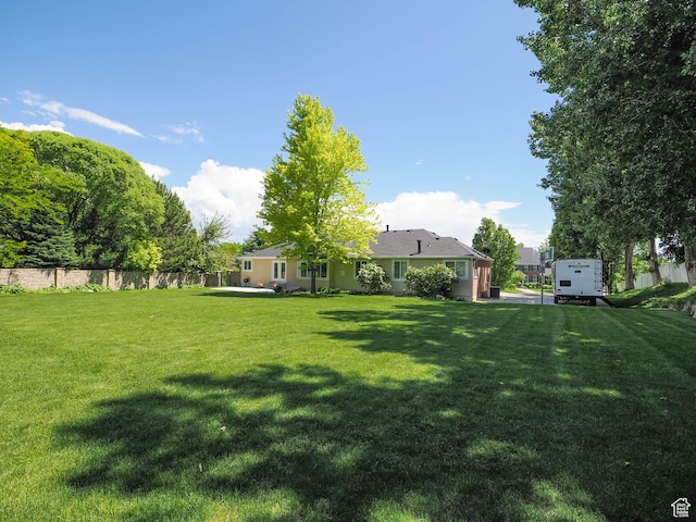 6192 W Ridge Rd, Highland, UT 84003 - view of yard