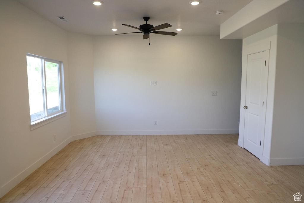 1907 E 1420 N, Spanish Fork, UT 84660 - empty room with recessed lighting, a ceiling fan, a smoke detector, light wood-type flooring, and baseboards