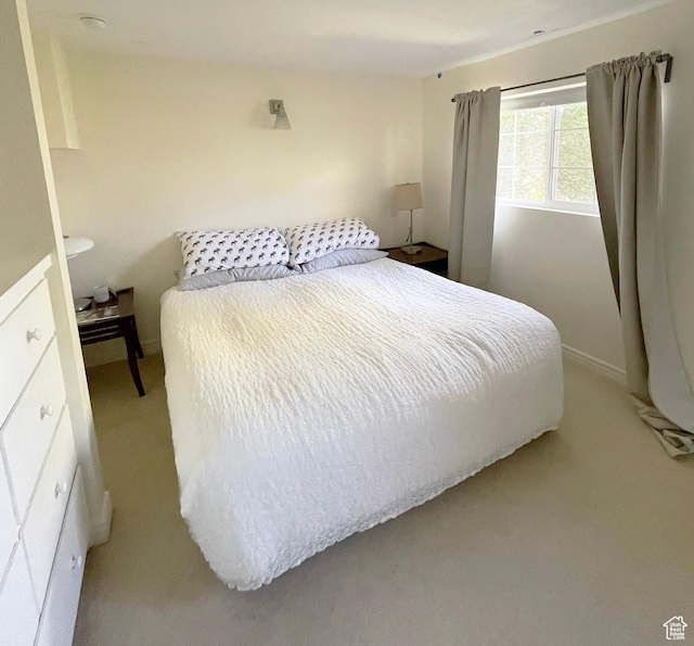 975 S Canyon Breeze E, Draper, UT 84020 - bedroom featuring light carpet