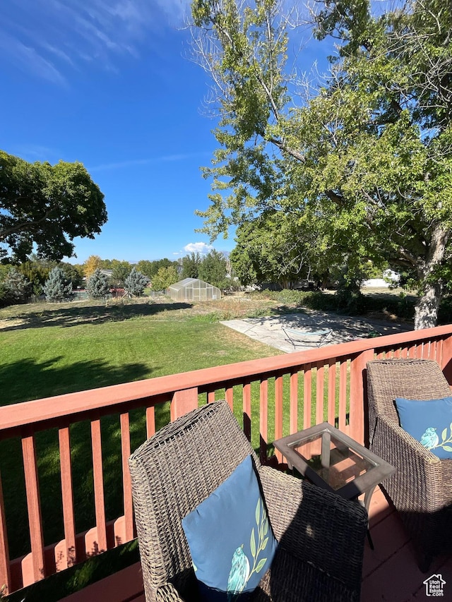 975 S Canyon Breeze E, Draper, UT 84020 - wooden terrace featuring a yard