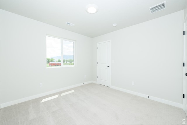166 N Husker Ln, Saratoga Springs, UT 84045 - unfurnished room with light carpet and baseboards