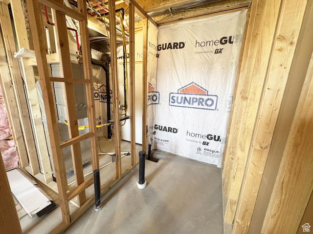 6648 W 11800 S, South Jordan, UT 84009 - detailed view of concrete flooring