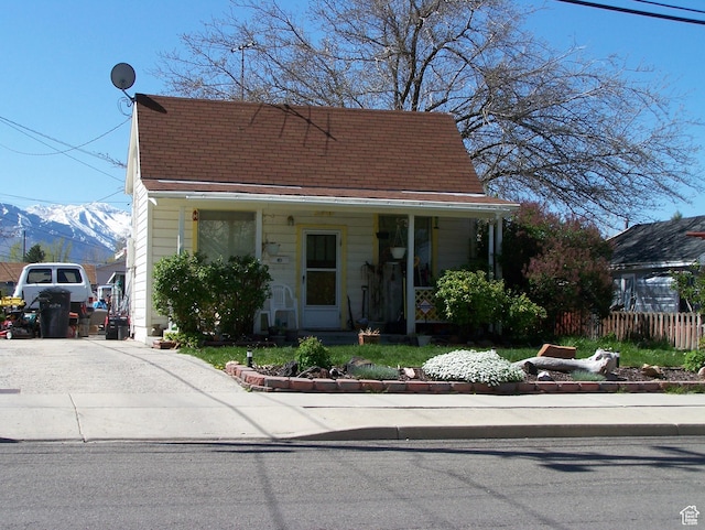 130 E 700 S, Springville, UT 84663 - view of front of house featuring covered porch and a mountain view