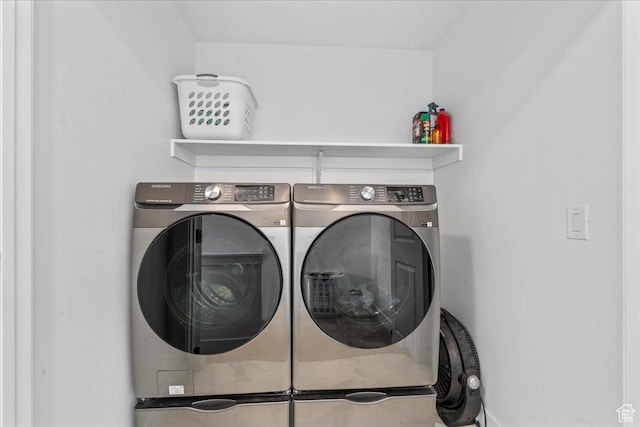 10849 S Lake Run Rd Unit 187, South Jordan, UT 84009 - washroom with washer and clothes dryer