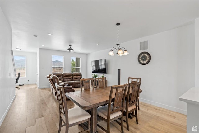 10849 S Lake Run Rd Unit 187, South Jordan, UT 84009 - dining room featuring light wood-style floors, baseboards, healthy amount of natural light, and recessed lighting