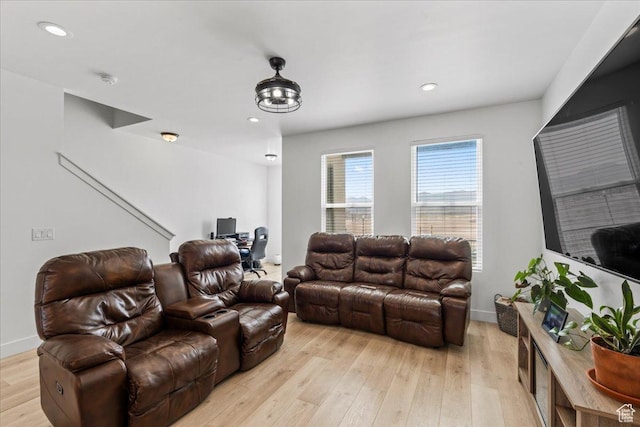 10849 S Lake Run Rd Unit 187, South Jordan, UT 84009 - living room featuring a desk, light wood-style flooring, recessed lighting, and baseboards