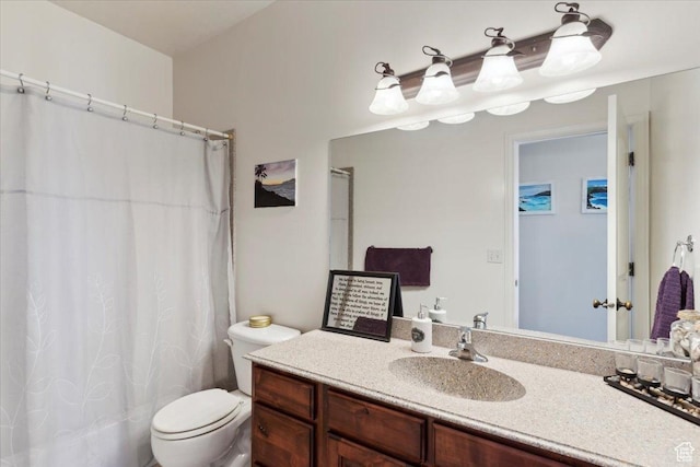 969 S View Crest Ln W, Kaysville, UT 84037 - bathroom with vanity, toilet, and a shower with shower curtain